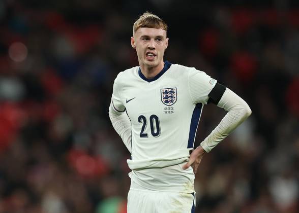 London, England, 10th October 2024. Cole Palmer of England during the UEFA Nations League match at Wembley Stadium, London. Picture credit should read: Paul Terry Sportimage EDITORIAL USE ONLY. No use with unauthorised audio, video, data, fixture lists, club league logos or live services. Online in-match use limited to 120 images, no video emulation. No use in betting, games or single club league player publications. SPI-3369-0129