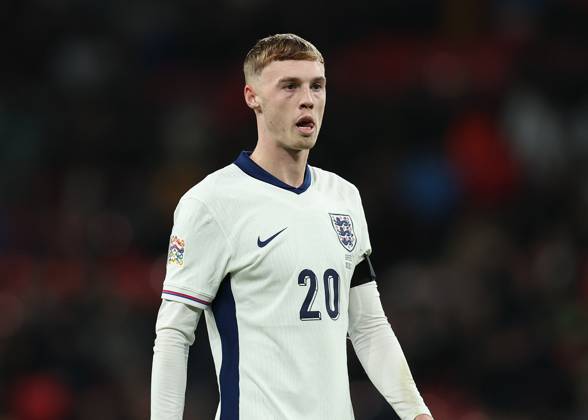 London, England, 10th October 2024. Cole Palmer of England during the UEFA Nations League match at Wembley Stadium, London. Picture credit should read: Paul Terry Sportimage EDITORIAL USE ONLY. No use with unauthorised audio, video, data, fixture lists, club league logos or live services. Online in-match use limited to 120 images, no video emulation. No use in betting, games or single club league player publications. SPI-3369-0159