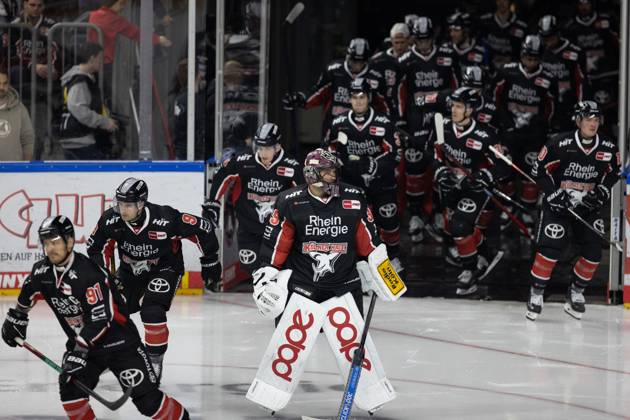 PENNY DEL 1; Kölner Haie - Schwenninger Wild Wings; Köln, 11.10.2024 Julius Hudacek (Kölner Haie, 35); PENNY DEL 1; Kölner Haie - Schwenninger Wild Wings am 11.10.2024 in der Lanxess Arena in Köln (Deutschland). Copyright: xBEAUTIFULxSPORTS AndreasxDickx