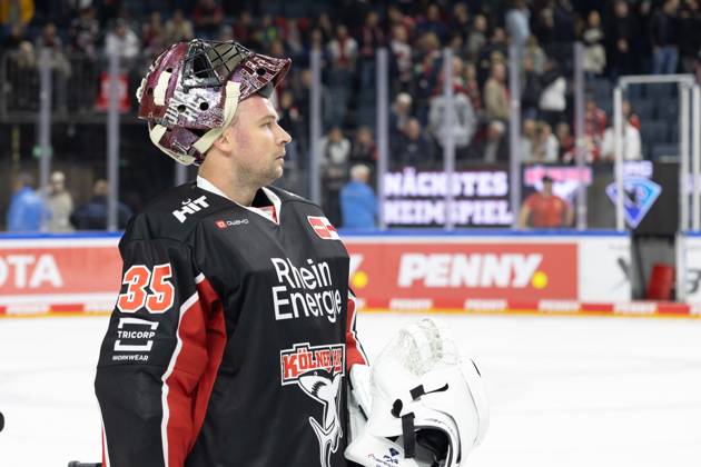 PENNY DEL 1; Kölner Haie - Schwenninger Wild Wings; Köln, 11.10.2024 Julius Hudacek (Kölner Haie, 35); PENNY DEL 1; Kölner Haie - Schwenninger Wild Wings am 11.10.2024 in der Lanxess Arena in Köln (Deutschland). Copyright: xBEAUTIFULxSPORTS AndreasxDickx