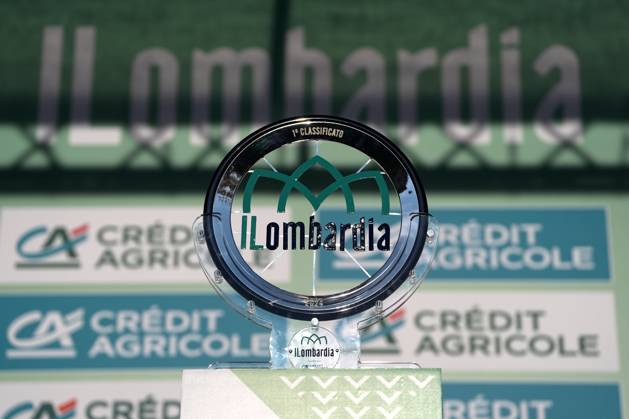The trophy during the 118th edition of the Il Lombardia a 255 km one day race from Bergano to Como on October 12, 2024, Italy. Copyright: xGianxMattiaxD Alberto LaPressex