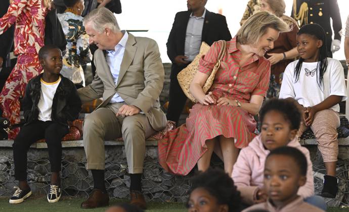 State Visit of King Philippe and Queen Mathilde to South Africa (Day 5) CAPE TOWN, SOUTH AFRICA - MARCH 26 : State Visit of King Philippe and Queen Mathilde to South Africa (Day 5) - King Philippe & Queen Mathilde visit of Philippi Village - Lunch at Den Anker - King Philippe & Queen Mathilde visit the UNESCO World Heritage site Kirstenbosch on 26, 2023 in Cape Town, South Africa, 26 03 2023 Cape Town South Africa Copyright: xDidierxLebrunx 11024010-102