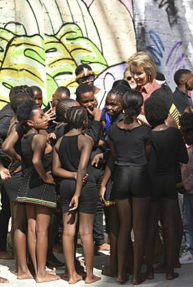 State Visit of King Philippe and Queen Mathilde to South Africa (Day 5) CAPE TOWN, SOUTH AFRICA - MARCH 26 : State Visit of King Philippe and Queen Mathilde to South Africa (Day 5) - King Philippe & Queen Mathilde visit of Philippi Village - Lunch at Den Anker - King Philippe & Queen Mathilde visit the UNESCO World Heritage site Kirstenbosch on 26, 2023 in Cape Town, South Africa, 26 03 2023 Cape Town South Africa Copyright: xDidierxLebrunx 11024010-108