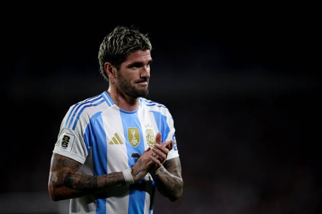 October 15, 2024, Buenos Aires, Buenos Aires, Argentina: Rodrigo De Paul of Argentina seen during the match between Argentina and Bolivia as part of FIFA World Cup, WM, Weltmeisterschaft, Fussball 2026 Qualifiers at Estadio Mas Monumental, on October 15 2024 in Buenos Aires, Argentina Buenos Aires Argentina - ZUMAt163 20241015_zsp_t163_022 Copyright: xRobertoxTuerox