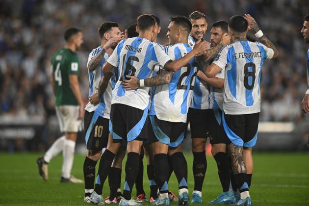 BUENOS AIRES, ARGENTINA - OCTOBER 15: Enzo Fernandez, Lautaro Martinez, Nahuel Molina of Argentina goal during the FIFA World Cup, WM, Weltmeisterschaft, Fussball 2026 South American Qualifier match between Argentina and Bolivia at Estadio Mas Monumental Antonio Vespucio Liberti on October 15, 2024 in Buenos Aires, Argentina. Photo by D.Halisz SFSI Argentina v Bolivia - FIFA World Cup 2026 Qualifier Copyright: xDiegoxHalisz SFSIx