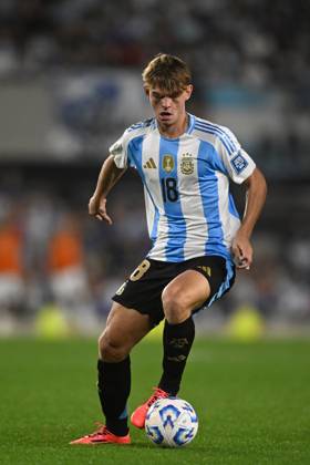 BUENOS AIRES, ARGENTINA - OCTOBER 15: Nico Paz of Argentina during the FIFA World Cup, WM, Weltmeisterschaft, Fussball 2026 South American Qualifier match between Argentina and Bolivia at Estadio Mas Monumental Antonio Vespucio Liberti on October 15, 2024 in Buenos Aires, Argentina. Photo by D.Halisz SFSI Argentina v Bolivia - FIFA World Cup 2026 Qualifier Copyright: xDiegoxHalisz SFSIx