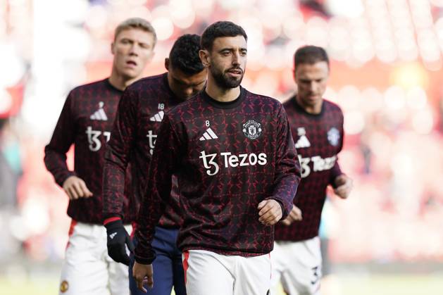 Manchester, England, 19th October 2024. Bruno Fernandes of Manchester United, ManU warms up before the Premier League match at Old Trafford, Manchester. Picture credit should read: Andrew Yates Sportimage EDITORIAL USE ONLY. No use with unauthorised audio, video, data, fixture lists, club league logos or live services. Online in-match use limited to 120 images, no video emulation. No use in betting, games or single club league player publications. SPI-3399-0004