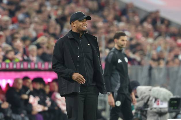 enttaeuschung bei Chef-Trainer Vincent Kompany (FC Bayern Muenchen), FC Bayern Muenchen vs. VfB Stuttgart, Fussball, 1. Bundesliga, 7. Spieltag, 19.10.2024 DFB regulations prohibit any use of photographs as image sequences and or quasi-video Muenchen Bayern Deutschland