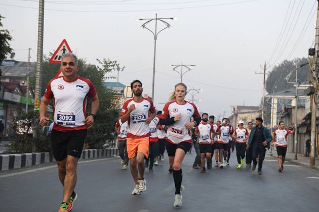 October 20, 2024, Srinagar, Jammu And Kashmir, India: People in large number participated in the International Kashmir Marathon held in Srinagar. Srinagar India - ZUMAz120 0774166086st Copyright: xBasitxZargarx
