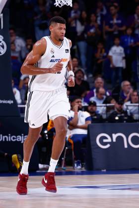 October 20, 2024, Madrid, Madrid, SPAIN: Walter Samuel Tavares da Veiga of Real Madrid in action during the Spanish League, Liga ACB Endesa, basketball match played between Real Madrid and Basquet Girona at WiZink Center on October 20, 2024, in Madrid, Spain. Madrid SPAIN - ZUMAa181 20241020_zaa_a181_039 Copyright: xDennisxAgyemanx