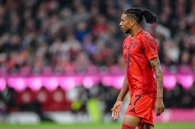 Michael Olise (FC Bayern Muenchen) Schaut waehrend des Spiels der 1. Bundesliga zwischen FC Bayern München und VfB Stuttgart, Allianz Arena am 19. October 2024 in München, Deutschland. (Foto von Harry Langer DeFodi Images) +++ Michael Olise (FC Bayern Muenchen) Looks on during the Bundesliga match between FC Bayern München and VfB Stuttgart at Allianz Arena on October 19, 2024 in Munich, Germany. (Photo by Harry Langer DeFodi Images) DFL regulations prohibit any use of photographs as image sequences and or quasi-video. not used in POL SRB CRO FRA GBR NED ITA USA Defodi-541_FCBVFB20241019_286