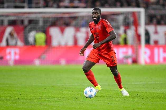 Dayot Upamecano (FC Bayern Muenchen) in Aktion, am Ball, Einzelaktion waehrend des Spiels der 1. Bundesliga zwischen FC Bayern München und VfB Stuttgart, Allianz Arena am 19. October 2024 in München, Deutschland. (Foto von Harry Langer DeFodi Images) +++ Dayot Upamecano (FC Bayern Muenchen) controls the Ball during the Bundesliga match between FC Bayern München and VfB Stuttgart at Allianz Arena on October 19, 2024 in Munich, Germany. (Photo by Harry Langer DeFodi Images) DFL regulations prohibit any use of photographs as image sequences and or quasi-video. not used in POL SRB CRO FRA GBR NED ITA USA Defodi-541_FCBVFB20241019_244