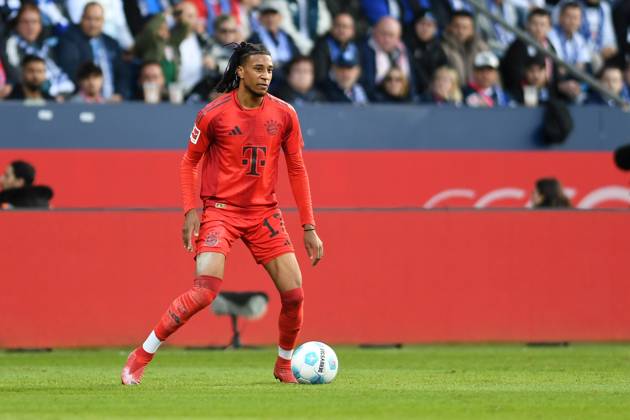 Michael Olise (FC Bayern Muenchen) in Aktion, am Ball, Einzelaktion waehrend des Spiels der 1. Bundesliga zwischen VfL Bochum 1848 und FC Bayern München, Vonovia Ruhrstadion am 27. October 2024 in Bochum, Deutschland. (Foto von Ralf Treese DeFodi Images) +++ Michael Olise (FC Bayern Muenchen) controls the ball during the Bundesliga match between VfL Bochum 1848 and FC Bayern München at Vonovia Ruhrstadion on October 27, 2024 in Bochum, Germany. (Photo by Ralf Treese DeFodi Images) DFL regulations prohibit any use of photographs as image sequences and or quasi-video. not used in POL SRB CRO FRA GBR NED ITA USA Defodi-521_BOCFCB20241027_133