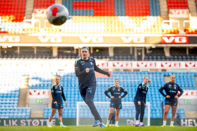 241028 Signe Gaupset of the Norwegian women s national football team during a training session on October 28, 2024 in Oslo. Photo: Vegard Grott BILDBYRAN kod VG VG0682 bbeng fotboll football soccer fotball norge norway women dam UEFA EURO, EM, Europameisterschaft,Fussball Qualifier, EM, Europameisterschaft em-kvalifisering kvinner em-kvalik em-kval träning practice training trening Copyright: VEGARDxGRoTT BB241028VG011