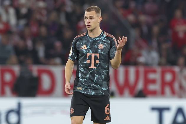 Joshua Kimmich (FC Bayern Muenchen) gestikuliert, DFB-Pokal - Second Round, 1. FSV Mainz vs FC Bayern Muenchen, Mewa Arena am 30. October 2024 in Mainz, Deutschland. (Foto von Marco Steinbrenner DeFodi Images) Joshua Kimmich (FC Bayern Muenchen) gestures, DFB-Pokal - Second Round, 1. FSV Mainz vs FC Bayern Muenchen, Mewa Arena, October 30, 2024 in Mainz, Germany. (Photo by Marco Steinbrenner DeFodi Images) DFB DFL REGULATIONS PROHIBIT ANY USE OF PHOTOGRAPHS AS IMAGE SEQUENCES AND OR QUASI-VIDEO. not used in POL SRB CRO FRA GBR NED ITA USA Defodi-700_mainz_muenchen_20241030_213
