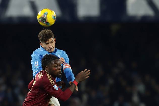 Napoli s Giovanni Di Lorenzo during the Serie A soccer match between Napoli and Roma at the Diego Armando Maradona Stadium in Naples, southern italy - Sunday , November 24 , 2024. - Soccer . Copyright: xAlessandroxGarofalo LaPressex