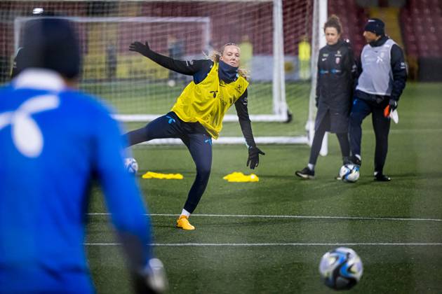 241128 Synne Jensen of the Norwegian women s national football team during a training session on November 28, 2024 in Larne. Photo: Marius Simensen BILDBYRAN COP 238 bbeng dam football fotball fotboll norge norway practice soccer training trening träning uefa women s EURO Qualifier, EM, Europameisterschaft Copyright: MARIUSxSIMENSEN BB241128BB630