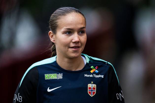 241128 Guro Reiten of the Norwegian women s national football team during a training session on November 28, 2024 in Larne. Photo: Marius Simensen BILDBYRAN COP 238 bbeng dam football fotball fotboll norge norway practice soccer training trening träning uefa women s EURO Qualifier, EM, Europameisterschaft Copyright: MARIUSxSIMENSEN BB241128BB644