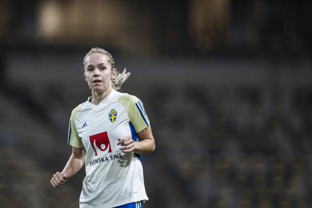 241202 Hanna Lundkvist of the Swedish women s national football team during a training session on December 2, 2024 in Stockholm. Photo: Maxim Thorà BILDBYRAN kod MT MT0701 fotboll football soccer fotball em-kval kval uefa womens EURO Qualifier, EM, Europameisterschaft qualifier träning practice training sverige sweden dam bbeng Copyright: MAXIMxTHORE BB241202MT065