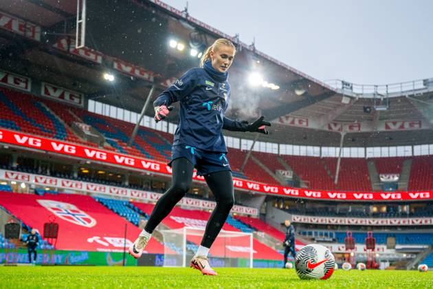 241202 Goalkeeper Selma Panengstuen of the Norwegian women s national football team during a training session on December 2, 2024 in Oslo. Photo: Vegard Grott BILDBYRAN kod VG VG0699 bbeng fotboll football soccer fotball norge norway women dam UEFA EURO, EM, Europameisterschaft,Fussball Qualifier, EM, Europameisterschaft em-kvalifisering kvinner em-kvalik em-kval träning practice training trening Copyright: VEGARDxGRoTT BB241202VG041