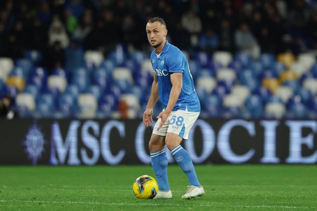 Napoli™s Stanislav Lobotka during the Serie A soccer match between Napoli and Lazio at the Diego Armando Maradona Stadium in Naples, southern italy - Sunday , December 08 , 2024. - Soccer . Copyright: xAlessandroxGarofalo LaPressex