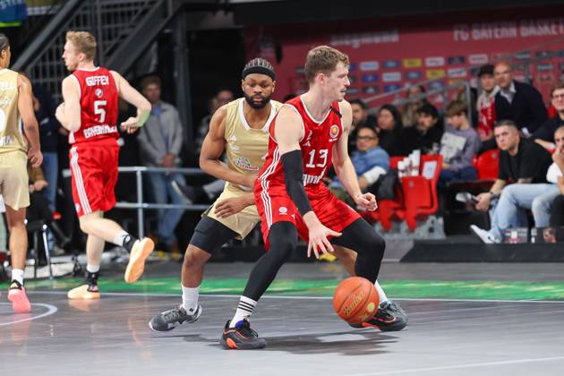 Andreas Obst (FC Bayern Basketball, 13) mit Ball, GER, FC Bayern Muenchen vs. SC RASTA Vechta, Basketball, BBL Pokal, Viertelfinale, Saison 2024 2025, 09.12.2024, GER, FC Bayern Muenchen vs. SC RASTA Vechta, Basketball, BBL Pokal, Viertelfinale, Saison 2024 2025, 09.12.2024 Muenchen Copyright: xEibner-Pressefoto JennixMaulx EP_JML