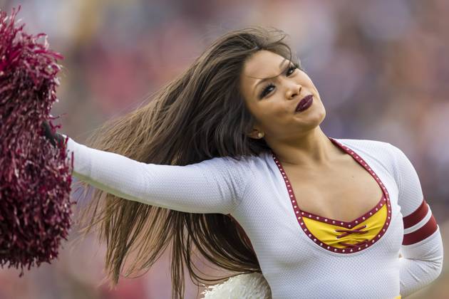 NFL, American Football Herren, USA 2018: Texans vs Redskins NOV 18 November 18, 2018: Washington Redskins cheerleaders perform during the second half of the NFL game between the Houston Texans and the Washington Redskins at FedExField in Landover, Maryland. Scott Taetsch CSM Landover MD USA EDITORIAL USE ONLY Copyright: xx ZUMA-20181118_zaf_c04_468.jpg ScottxTaetschx csmphototwo462926