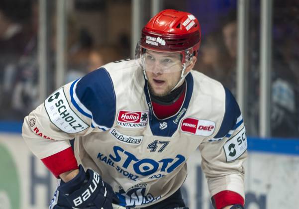 Alexander Karachun (Schwenninger Wild Wings, 47) Iserlohn Roosters - Schwenninger Wild Wings 18.12.2024, Eishockey, Eishockey Penny DEL, GER, Iserlohn, Balver Zinn Arena Copyright: HMBxMedia xMarcoxBader