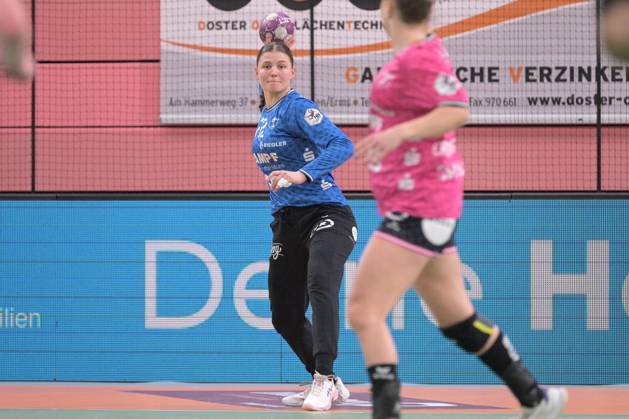 Marie Kristin Weiss (TusSies Metzingen, 12) im Tor TusSies Metzingen vs. Union Neckarsulm, Handball, HBF, 10.Ligaspieltag, Saison 2024 2025, 29.12.2024 TusSies Metzingen vs. Sport-Union Neckarsulm, Handball, HBF, 10.Ligaspieltag, Saison 2024 2025, 29.12.2024 Tuebingen Copyright: xEibner-Pressefotox EP_TBR
