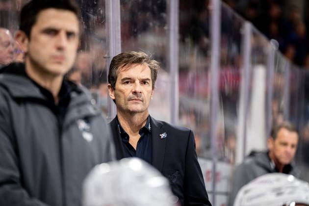 Dallas Eakins (Trainer, Coach, Headcoach, Adler Mannheim ), Nuernberg Ice Tigers vs. Adler Mannheim, Eishockey, Penny DEL, 36. Spieltag, 12.01.2025, Nuernberg Ice Tigers vs. Adler Mannheim, Eishockey, Penny DEL, 36. Spieltag, 12.01.2025 Nuernberg Copyright: xEibner-Pressefoto ThomasxHahnx EP_NIT