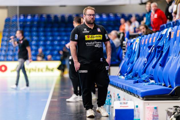 Steffen Birkner (HSG Blomberg-Lippe, Trainer) GER, HSG Blomberg-Lippe (GER) vs. KGHM MKS Zaglebie Lubin (POL), Handball, EHF European League Women, Gruppenphase, 26.01.2025 GER, HSG Blomberg-Lippe (GER) vs. KGHM MKS Zaglebie Lubin (POL), Handball, EHF European League Women, Gruppenphase, 26.01.2025 Blomberg Copyright: xEibner-Pressefoto JanxRollingerx EP_JSK