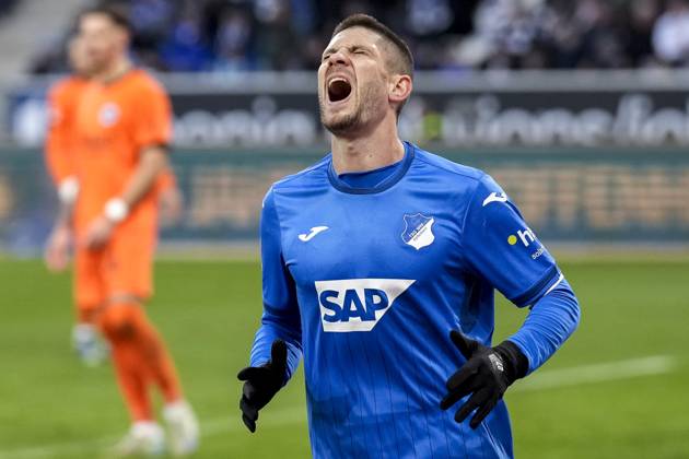 Andrej Kramaric (Hoffenheim, 27), Spieler der TSG 1899 Hoffenheim, Einzelbild, Einzelfoto, Aktion, Action, enttäuscht schauend, Enttäuschung, Frustration, disappointed, pessimistisch, 26.01.2025, Sinsheim (Deutschland), Fussball, Bundesliga, TSG 1899 Hoffenheim - SG Eintracht Frankfurt, DFB DFL REGULATIONS PROHIBIT ANY USE OF PHOTOGRAPHS AS IMAGE SEQUENCES AND OR QUASI-VIDEO.