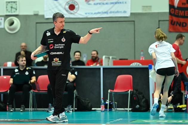 Alexander Waibl (Cheftrainer Dresdner SC) Dresdner SC vs. Schwarz Weiss Erfurt, 1. Volleyball Bundesliga Frauen, Spielzeit 2024 2025, 01.02.2025 Dresdner SC vs. Schwarz Weiss Erfurt, 1. Volleyball Bundesliga Frauen, Spielzeit 2024 2025, 01.02.2025 Dresden Copyright: xEibner-Pressefoto xHoepnerx EP_PHR