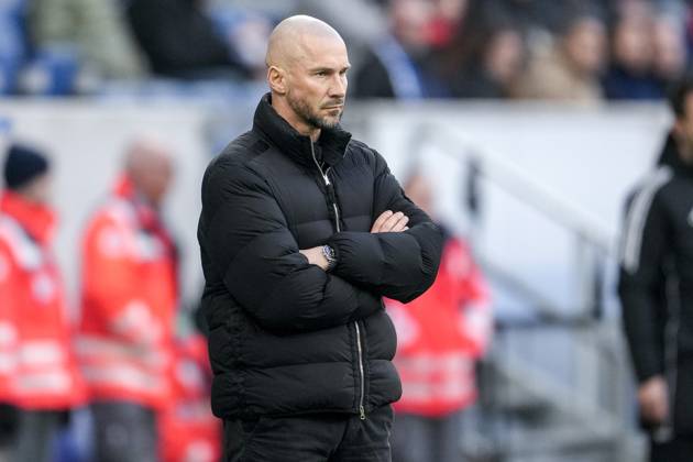 Christian Ilzer (Trainer, Cheftrainer, Hoffenheim), Einzelbild, Einzelfoto, Aktion, Action, enttäuscht schauend, Enttäuschung, Frustration, disappointed, pessimistisch, 08.02.2025, Sinsheim (Deutschland), Fussball, Bundesliga, TSG 1899 Hoffenheim - 1. FC Union Berlin, DFB DFL REGULATIONS PROHIBIT ANY USE OF PHOTOGRAPHS AS IMAGE SEQUENCES AND OR QUASI-VIDEO.