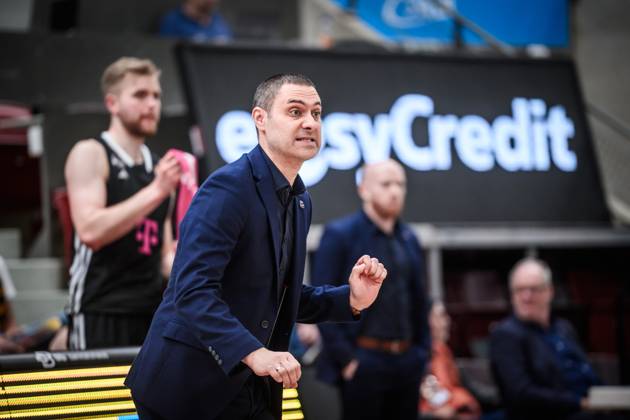 Marko Stankovic (Telekom Baskets Bonn, Head-Coach) GER, MHP Riesen Ludwigsburg - Telekom Baskets Bonn, easycredit BBL, Basketball, Bundesliga, 21. Spieltag, Spielzeit 2024 2025, 11.02.2025 GER, MHP Riesen Ludwigsburg - Telekom Baskets Bonn, easycredit BBL, Basketball, Bundesliga, 21. Spieltag, Spielzeit 2024 2025, 11.02.2025 Ludwigsburg Copyright: xSandyxDinkelackerx EP_SDR
