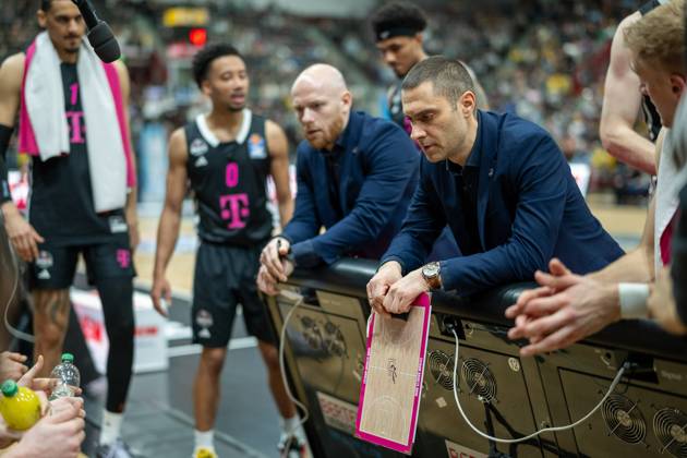 Marko Stankovic (Telekom Baskets Bonn, Head-Coach), GER, MHP Riesen Ludwigsburg vs. Telekom Baskets Bonn, easycredit BBL, Basketball, Bundesliga, 21. Spieltag, Spielzeit 2024 2025, 11.02.2025, GER, MHP Riesen Ludwigsburg vs. Telekom Baskets Bonn, easycredit BBL, Basketball, Bundesliga, 21. Spieltag, Spielzeit 2024 2025, 11.02.2025 Ludwigsburg Copyright: xEibner-Pressefoto SaschaxWaltherx EP_EER