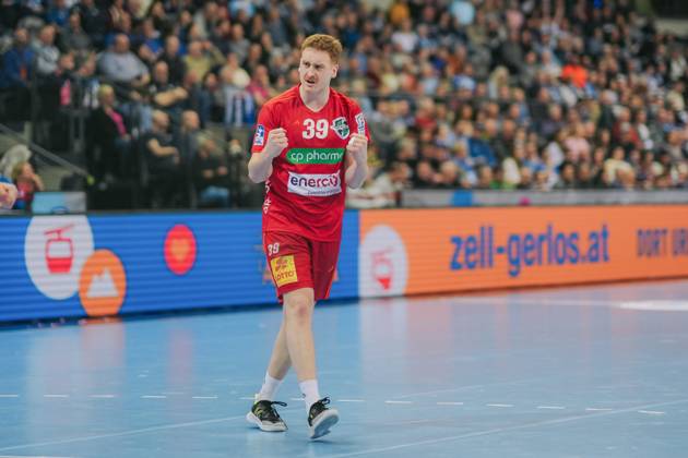 Lukas Stutzke (TSV Hannover-Burgdorf, 39) jubelt, TVB Stuttgart vs. TSV Hannover-Burgdorf, Handball, 1. Bundesliga, 19. Spieltag, Saison 2024 2025, 13.02.2025, TVB Stuttgart vs. TSV Hannover-Burgdorf, Handball, 1. Bundesliga, 19. Spieltag, Saison 2024 2025, 13.02.2025 Stuttgart Copyright: xEibner-Pressefoto LarsxNeumannx EP_LNN