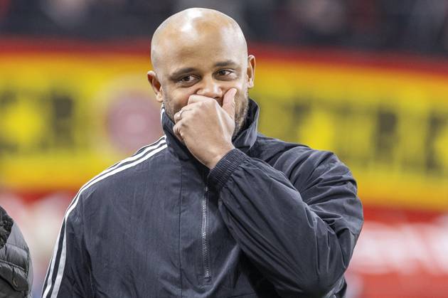 Vincent Kompany (FC Bayern München, Cheftrainer). Leverkusen, Fussball 1.Bundesliga 22. Spieltag, Spieltag 22, Bayer 04 Leverkusen - FC Bayern München, 15.02.2024, BayArena, Leverkusen. DFL regulations prohibit any use of photographs as image sequences and or quasi-video Â
