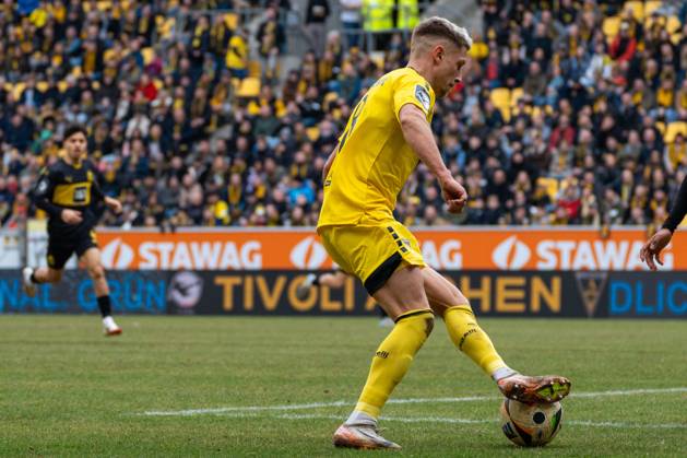 Lukas Scepanik (Alemannia Aachen, 08) TSV Alemannia Aachen vs. Borussia Dortmund II, Fussball, 3. Liga, 25. Spieltag, Saison 2024 2025, 22.02.2025 TSV Alemannia Aachen vs. Borussia Dortmund II, Fussball, 3. Liga, 25. Spieltag, Saison 2024 2025, 22.02.2025 Aachen Copyright: xEibner-Pressefoto JustinxDerondex EP_JDU