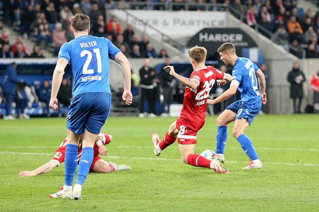 23.02.2025, xrekx, Fussball 1.Bundesliga, TSG 1899 Hoffenheim - VfB Stuttgart v.l. Marius Bülter Buelter (TSG 1899 Hoffenheim) Finn Jeltsch (VfB Stuttgart) Andrej Kramaric (TSG 1899 Hoffenheim) (DFL DFB REGULATIONS PROHIBIT ANY USE OF PHOTOGRAPHS as IMAGE SEQUENCES and or QUASI-VIDEO) Sinsheim