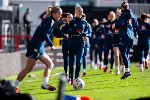 250224 Hanna Bennison of the Swedish women s national football team at a training session on February 24, 2025 in Wrexham. Photo: Mathias Bergeld BILDBYRAN kod MB MB1090 fotboll football soccer fotball nations league uefa womens nations league träning practice training sverige sweden dam bbeng Copyright: MATHIASxBERGELD BB250224MB043