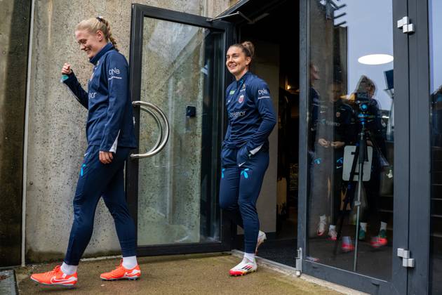 250224 Vilde Boe Risa of the Norwegian women s national football team ahead of a training session on February 24, 2025 in Stavanger. Photo: Vegard Grott BILDBYRAN kod VG VG0717 bbeng fotboll football soccer fotball norge norway women dam nations league träning practice training trening Copyright: VEGARDxGRoTT BB250224VG002