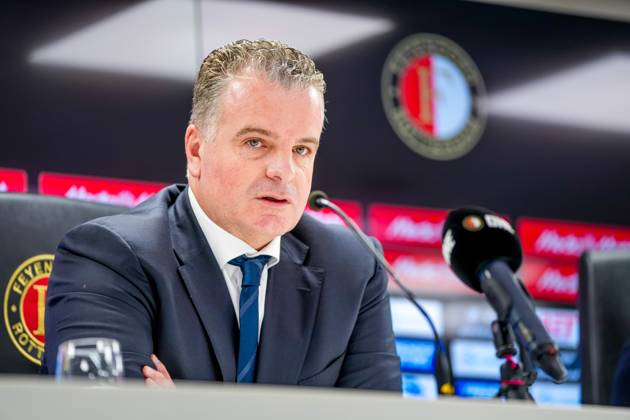 ROTTERDAM , 24-02-2025 , Stadion Feijenoord ˜De Kuip™ , Season 2024 2025 , Football , Eredivisie . Dennis te Kloese during presentation of new Feyenoord head coach Robin van Persie Presentation of Robin van Persie x28028555x Copyright: