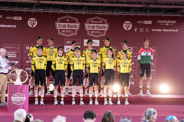 TEAM VISMA LEASE A BIKE during the team presentation of the Strade Bianche e Strade Bianche Women cycling race in Siena, Friday, Italy - Friday, March 7 2025. - cycling. Copyright: xFabioxFerrari LaPressex
