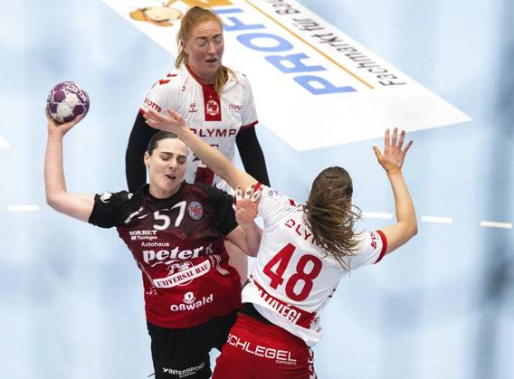 HANDBALL FRAUEN 1. BUNDESLIGA 19. SPIELTAG THC - HB LUDWIGSBURG ** NUR FÜR REDAKTIONELLE ZWECKE ** EDITORIAL USE ONLY **<p>15 03 2025-Bad Langensalza: Handball Frauen 1. Bundesliga Frauen Saison 2024-2025 Salzhalle 19. Spieltag Thüringer HC - HB Ludwigsburg im Foto: Josefine Hanfland 57 (Thüringer HC) im Zweikampf mit Dorottya Faluvà gi 48 (HB Ludwigsburg) und Sofia Hvenfelt 20 (HB Ludwigsburg) ( Deutschland Thueringen Bad Langensalza Copyright: SaschaxFromm