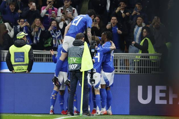 im Bild v.l.: Tor, Treffer, Jubel, Torjubel, Freude, Begeisterung, feiert, nach 1:0, 20.03.2025, Fussball, UEFA Nations League, Viertelfinale, Italien - Deutschland, ITA, Mailand, Stadio San Siro, Copyright: HMBxMedia xHeikoxBecker