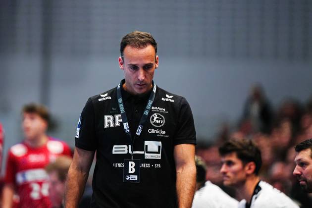 Roberto Garcia Parrondo (MT Melsungen, Trainer) GER, Handball Verein Hamburg vs. MT Melsungen, Handball, Bundesliga, Spieltag 23, Saison 2024 2025, 20.03.2025 GER, Handball Sport Verein Hamburg vs. MT Melsungen, Handball, Bundesliga, Spieltag 23, Saison 2024 2025, 20.03.2025 Hamburg Copyright: xEibner-Pressefoto MarcelxvonxFehrnx EP_MFN