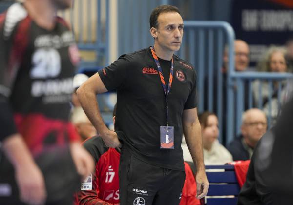 Roberto Garcia Parrondo (MT Melsungen, TR) Handball EHF European League, VfL Gummersbach - MT Melsungen, 25.03.2025 Copyright: HMBxMedia xMarcoxBader