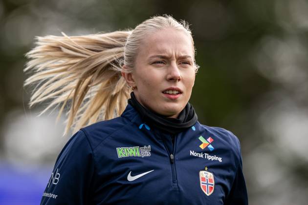 250403 Thea Bjelde of the Norwegian women s national football team during a training session on April 3, 2025 in Reykjavik. Photo: Vegard Grott BILDBYRAN kod VG VG0740 bbeng fotboll football soccer fotball norge norway women dam nations league träning practice training trening Copyright: VEGARDxGRoTT BB250403VG004