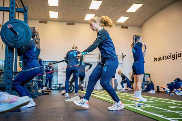 250403 Justine Kielland of the Norwegian women s national football team during an indoor gym session on April 3, 2025 in Reykjavik. Photo: Vegard Grott BILDBYRAN kod VG VG0742 bbeng fotboll football soccer fotball norge norway women dam nations league träning practice training trening gym Copyright: VEGARDxGRoTT BB250403VG041